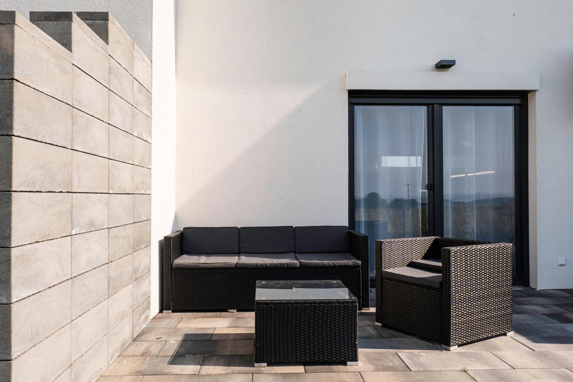 Nowe Apartamenty Ostoja - Nad Baltykiem - Cisza I Piekno Natury Zastan Exterior photo